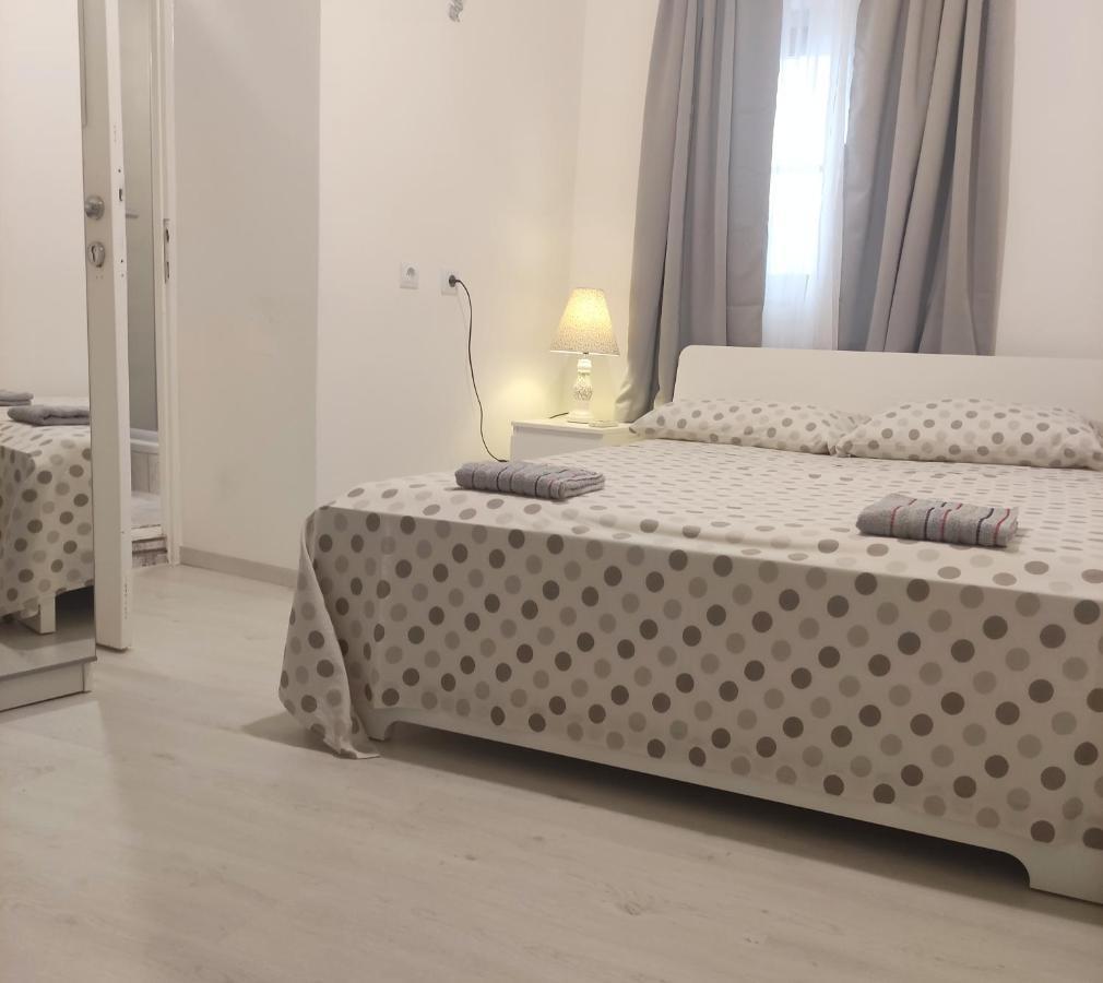 Adriana Downtown Guesthouse Сплит Экстерьер фото
