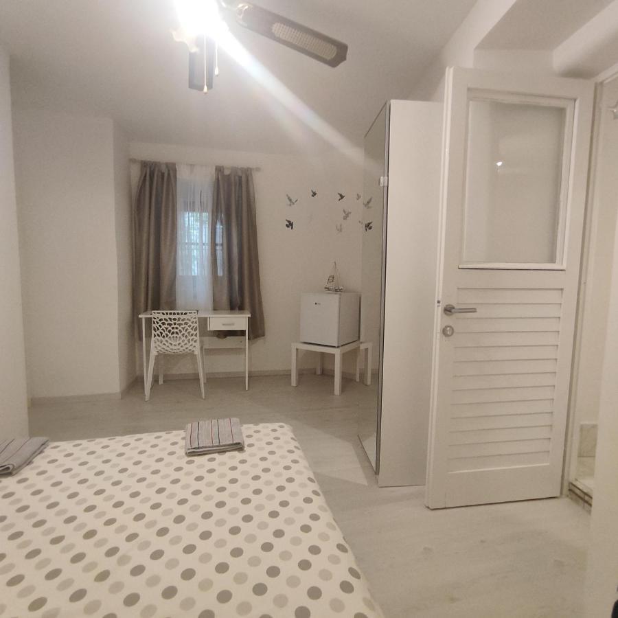 Adriana Downtown Guesthouse Сплит Экстерьер фото