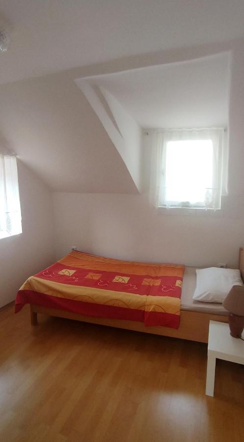 Adriana Downtown Guesthouse Сплит Экстерьер фото